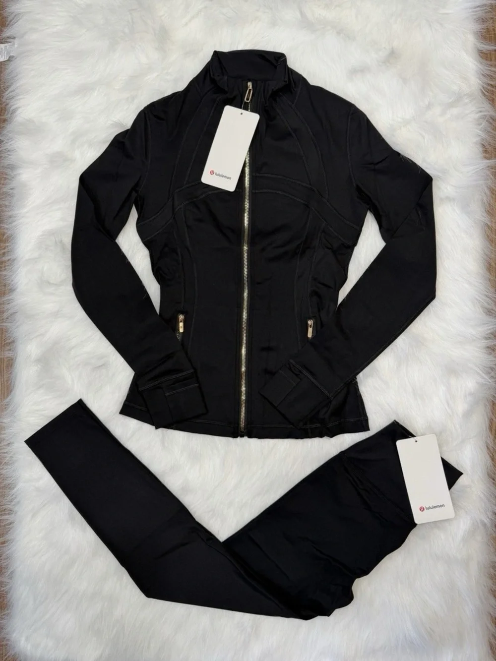 lululemon athletica Black Zip Jacket with Matching Leggings size Small